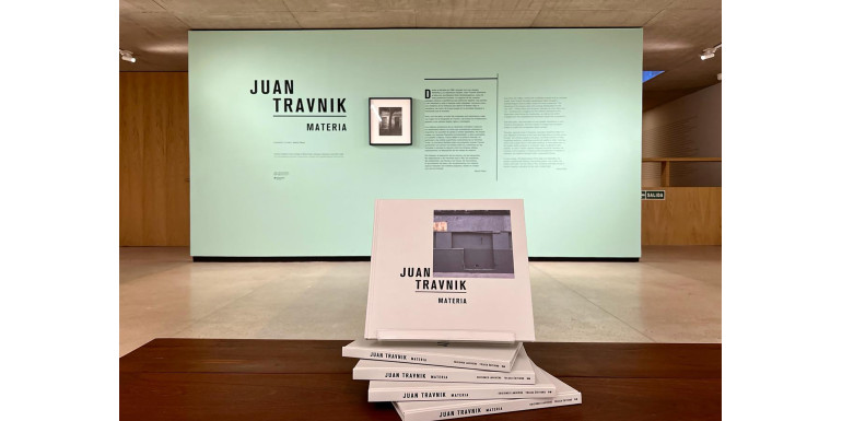 Ediciones Larivière presenta el libro "Juan Travnik. Materia" en la Fundación Larivière